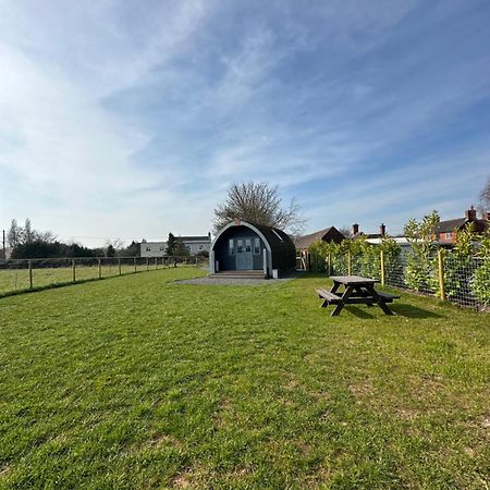 Hotel Welly Boot Pod Shenstone Exterior foto